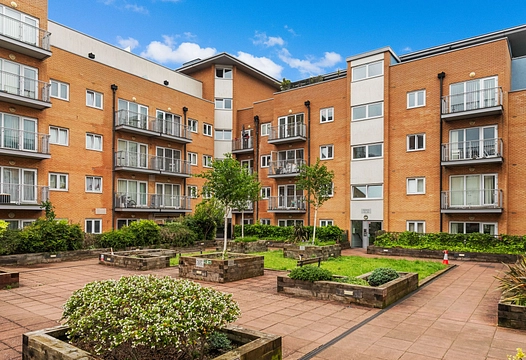 2 bedroom flat to rent