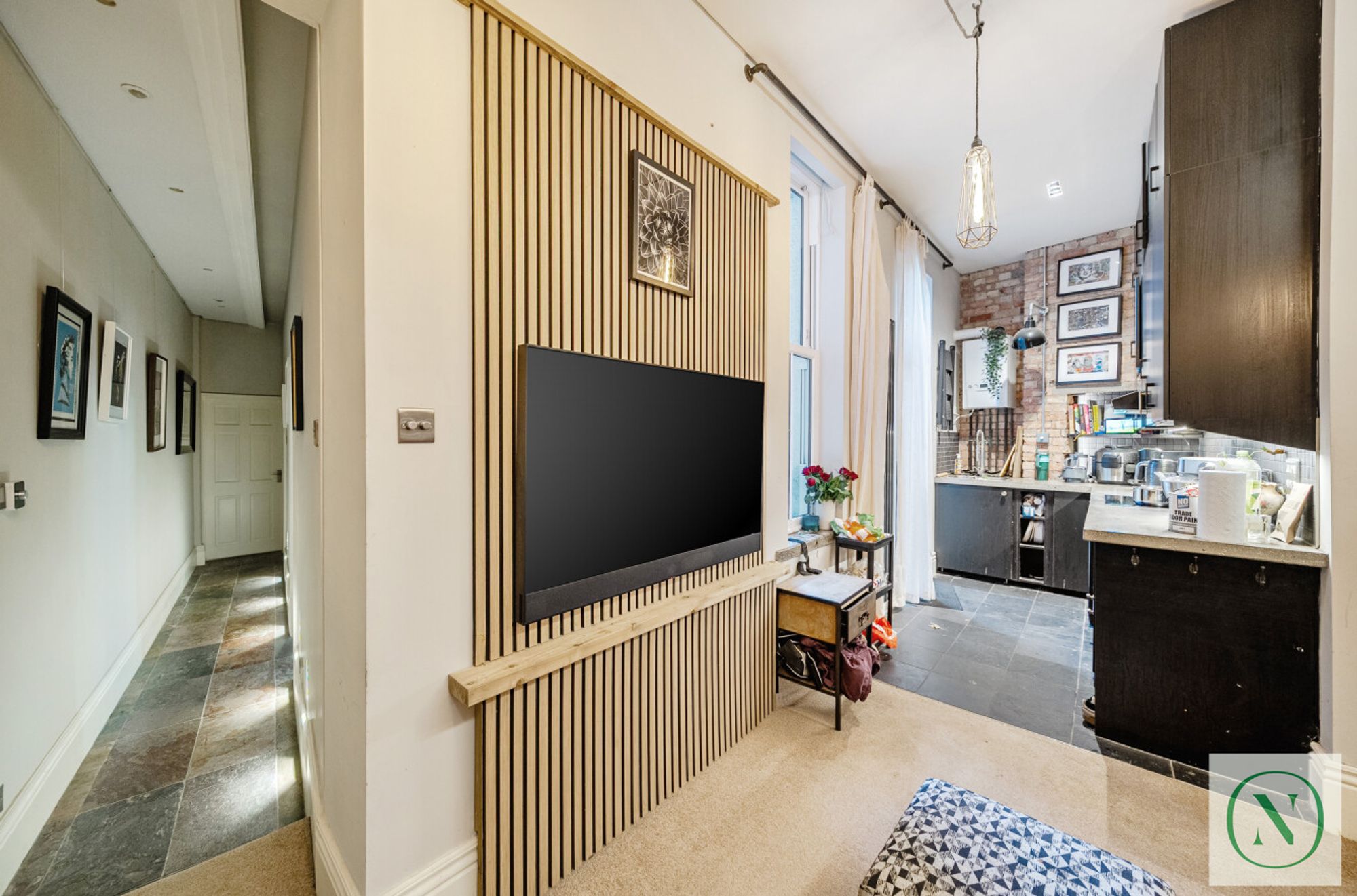 Secondary property image