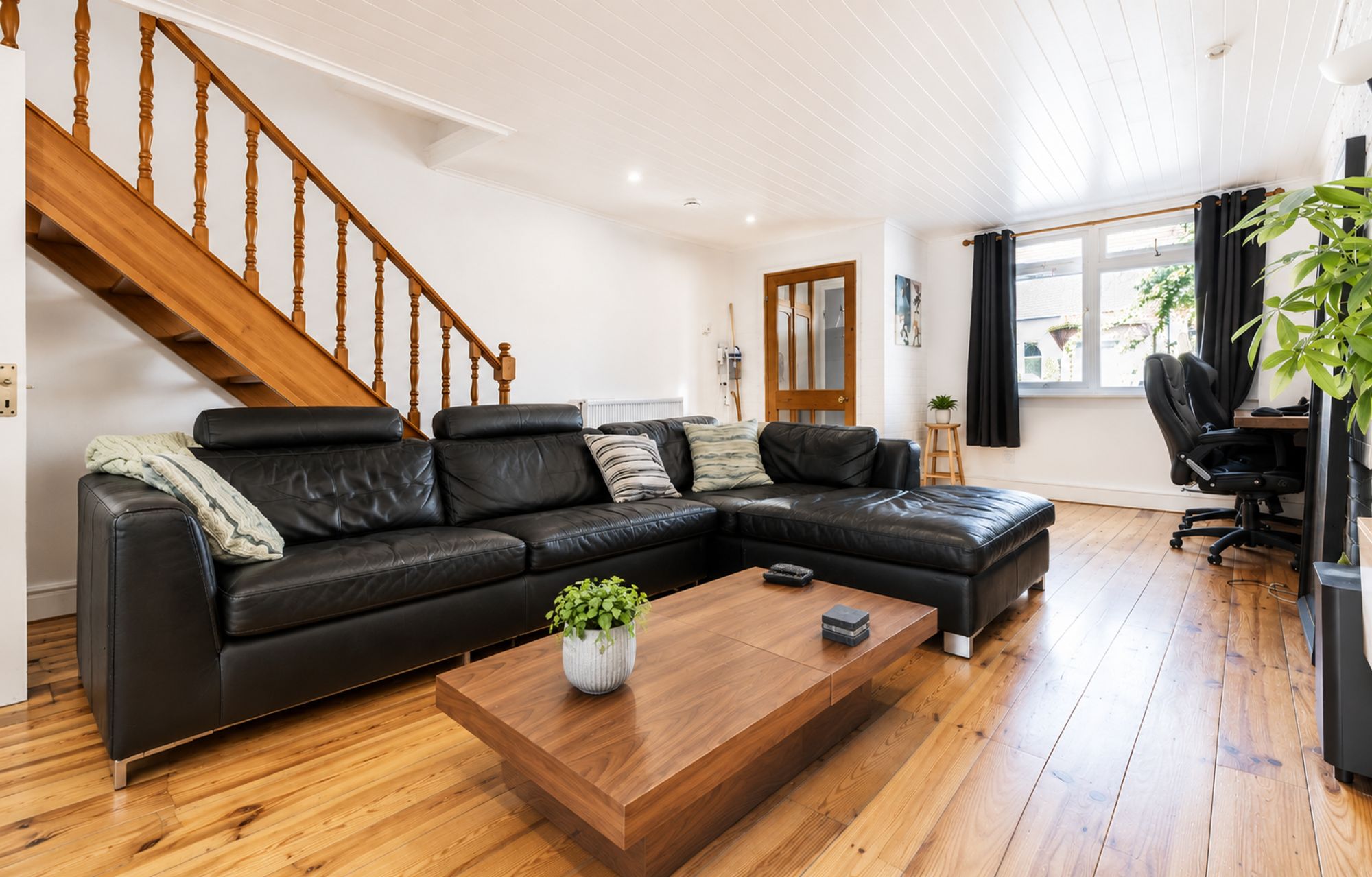 Main property image