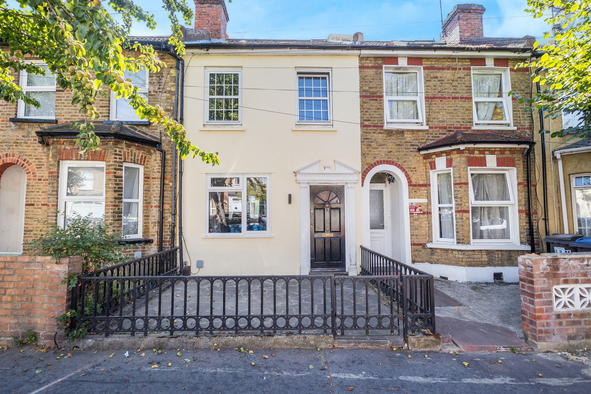 Property main image