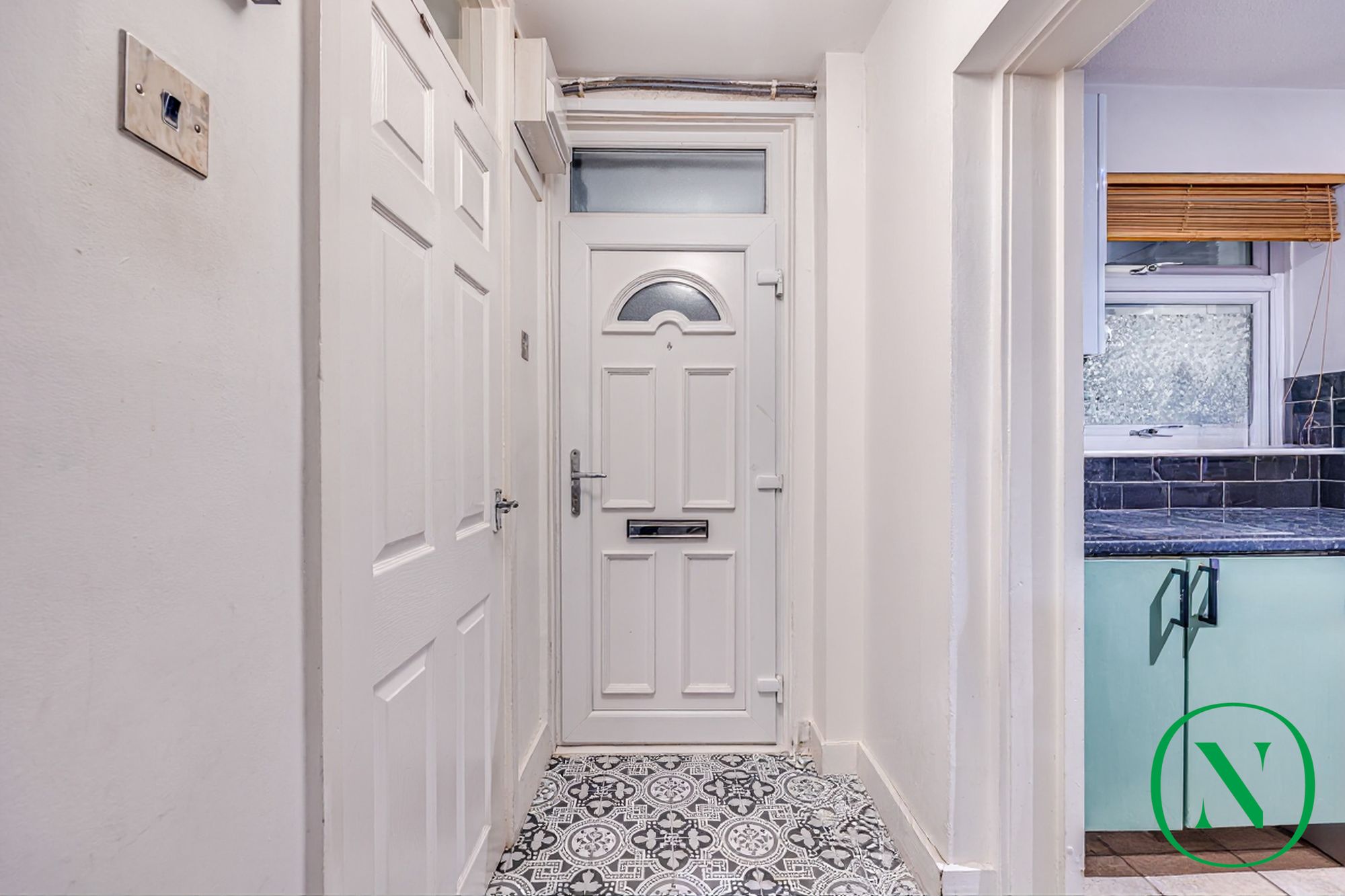 Secondary property image