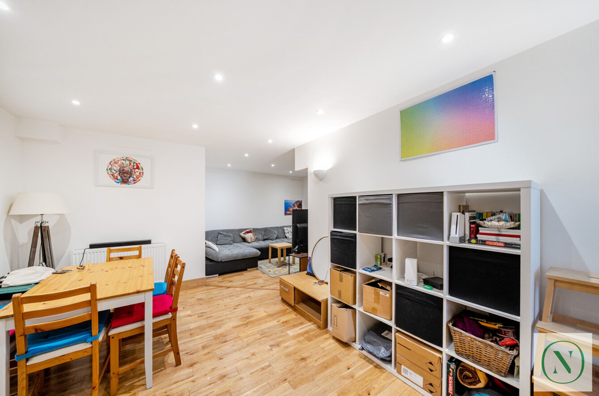 Secondary property image