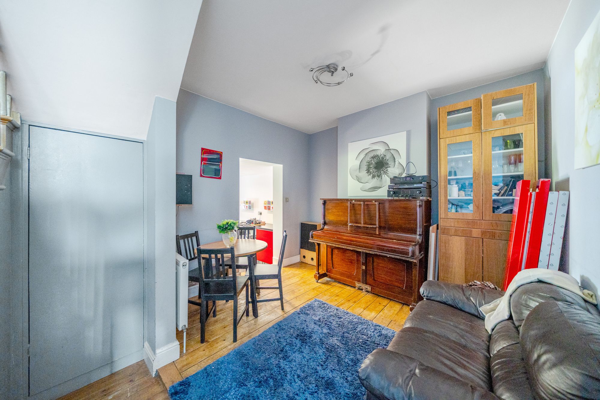 Secondary property image