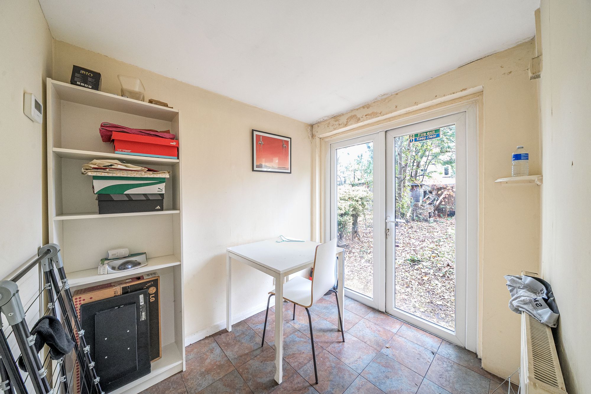 Secondary property image