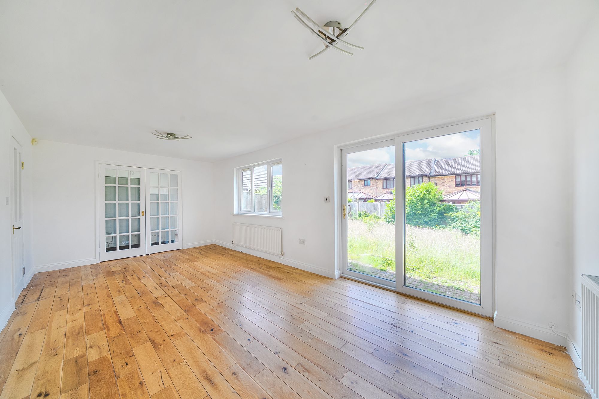 Secondary property image