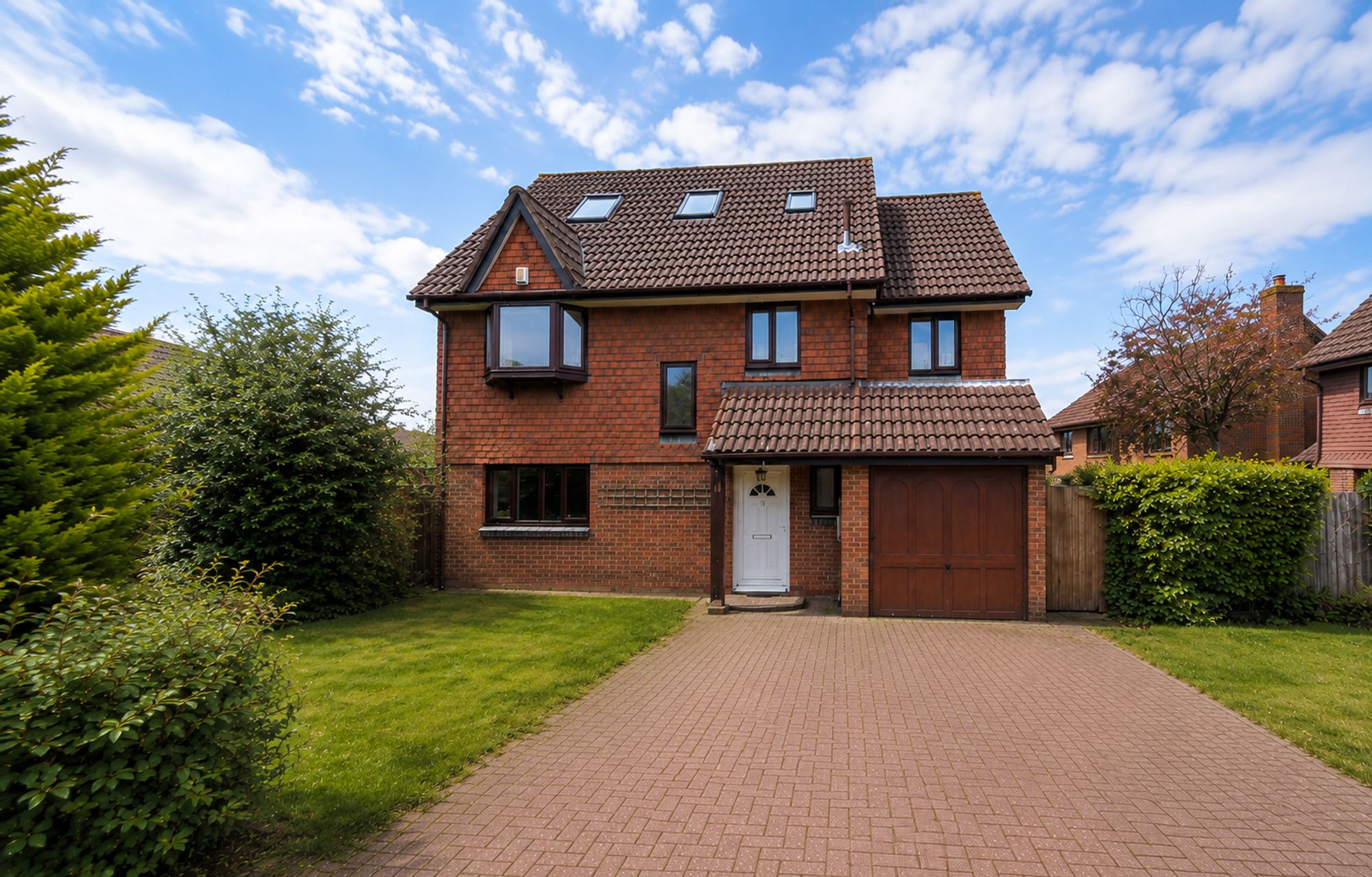 6 bedroom house for sale