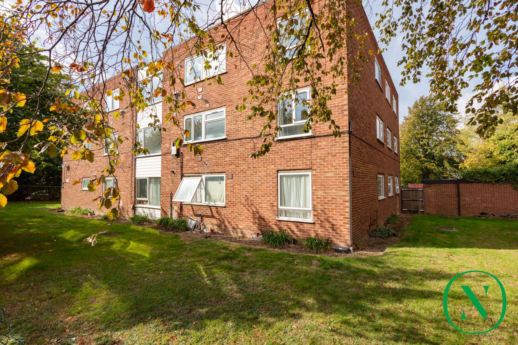 2 bedroom flat for sale