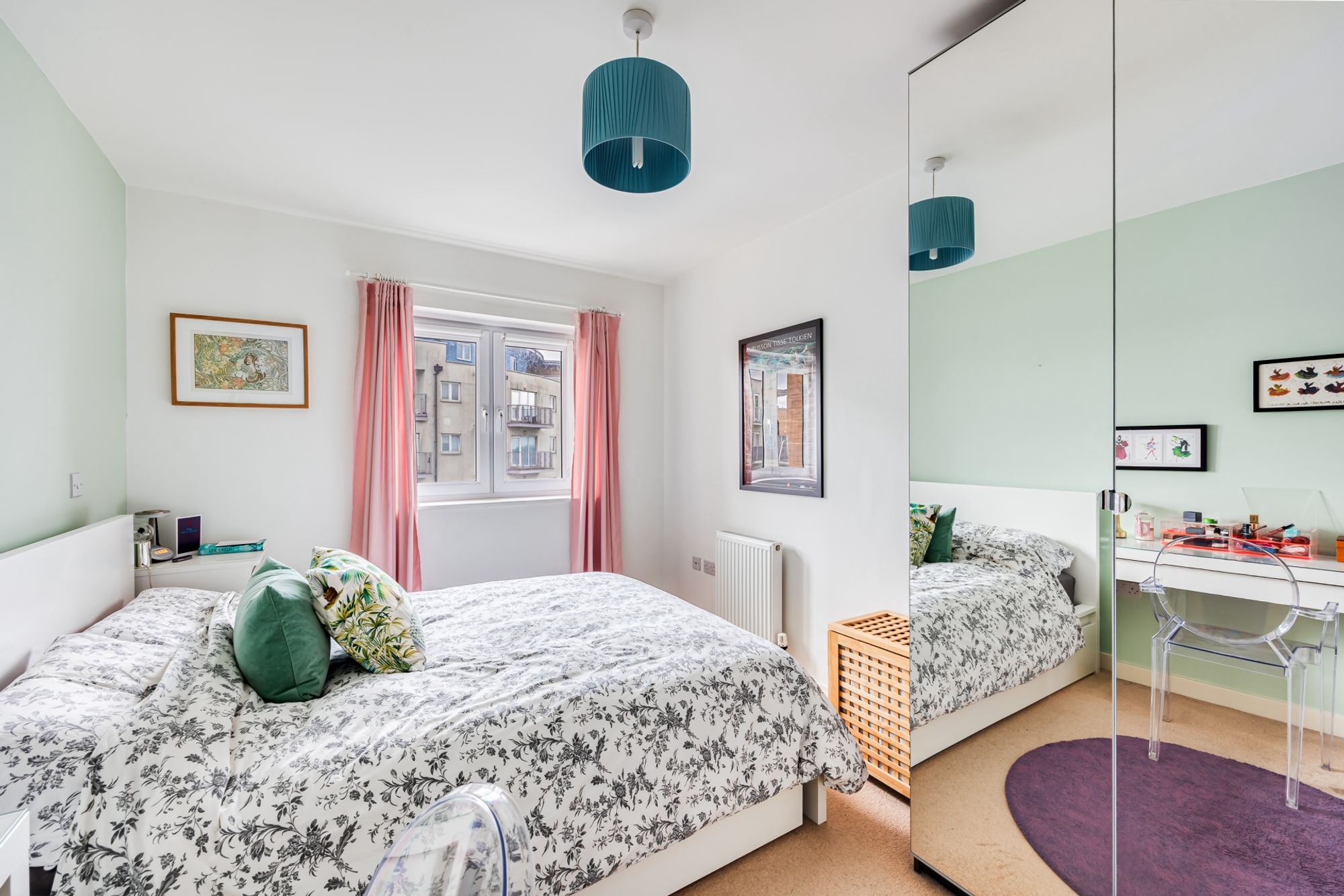 Secondary property image