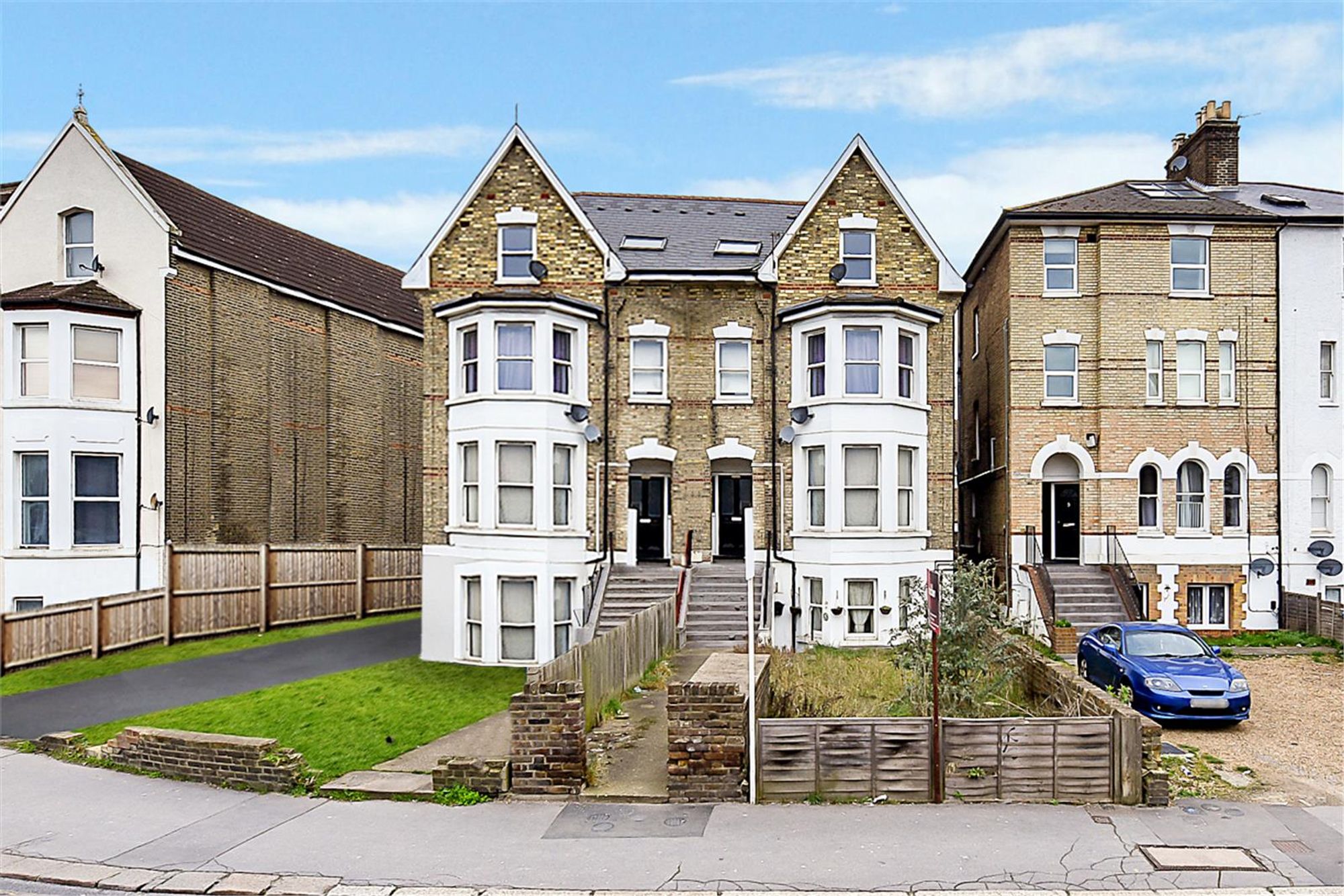 Property main image
