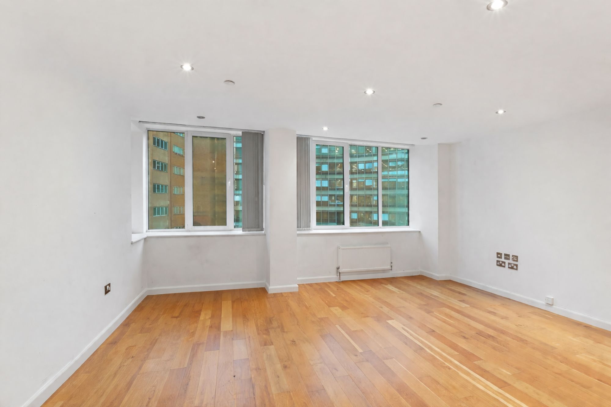 Secondary property image
