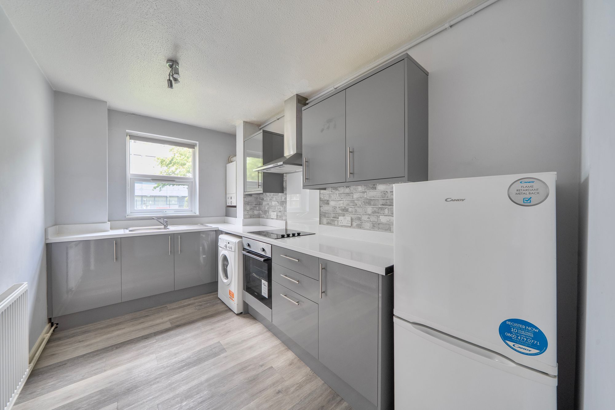 Secondary property image