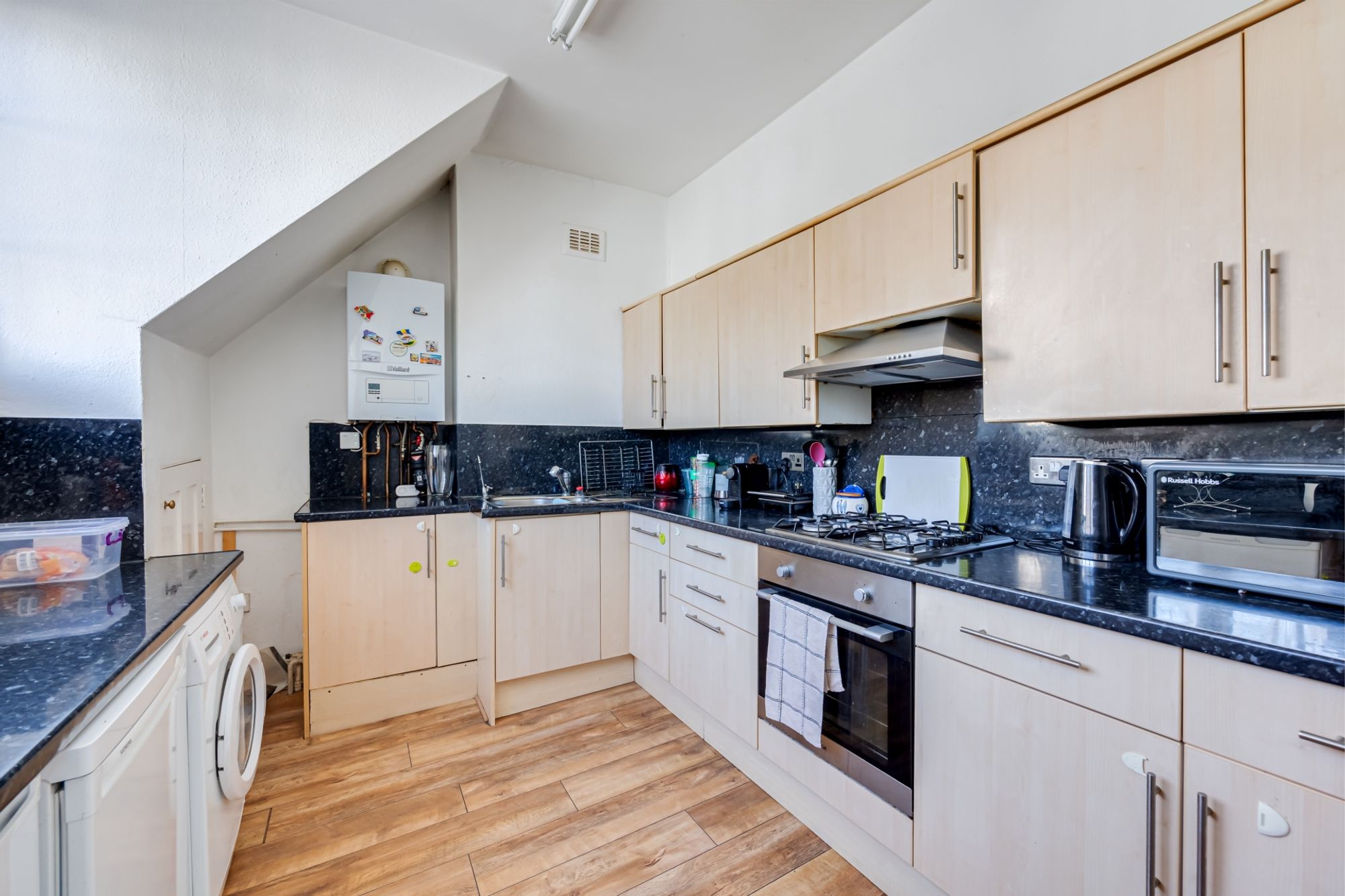 Secondary property image