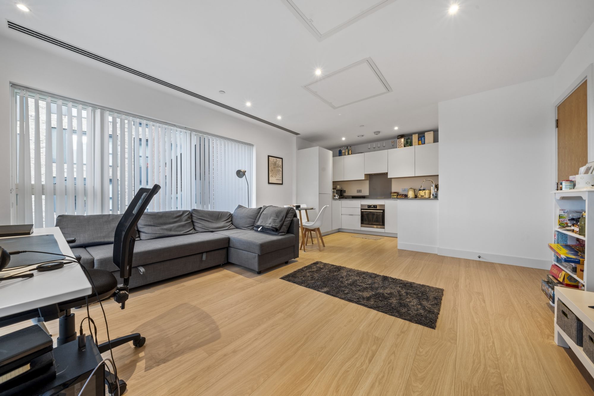 Secondary property image