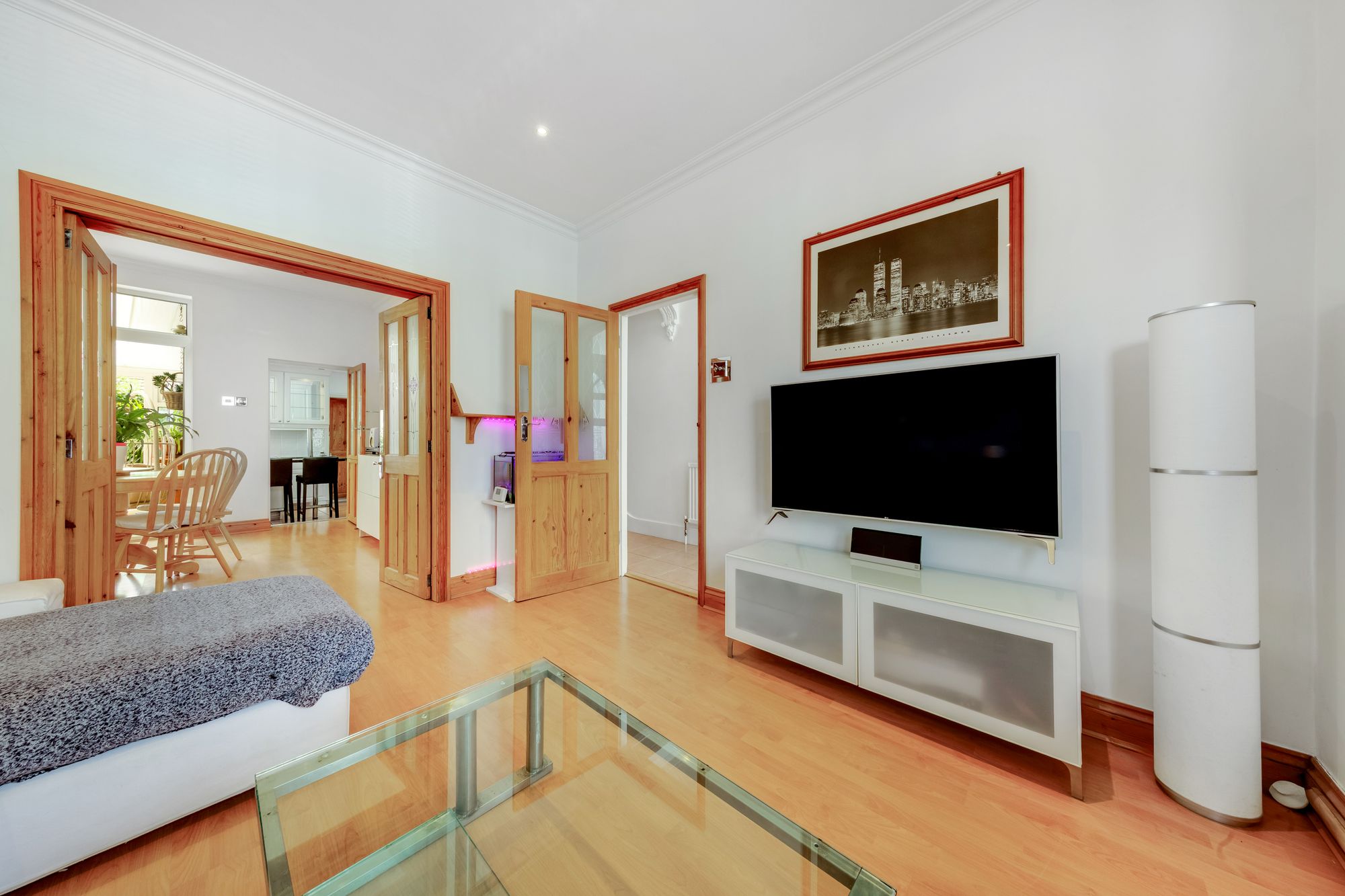 Secondary property image