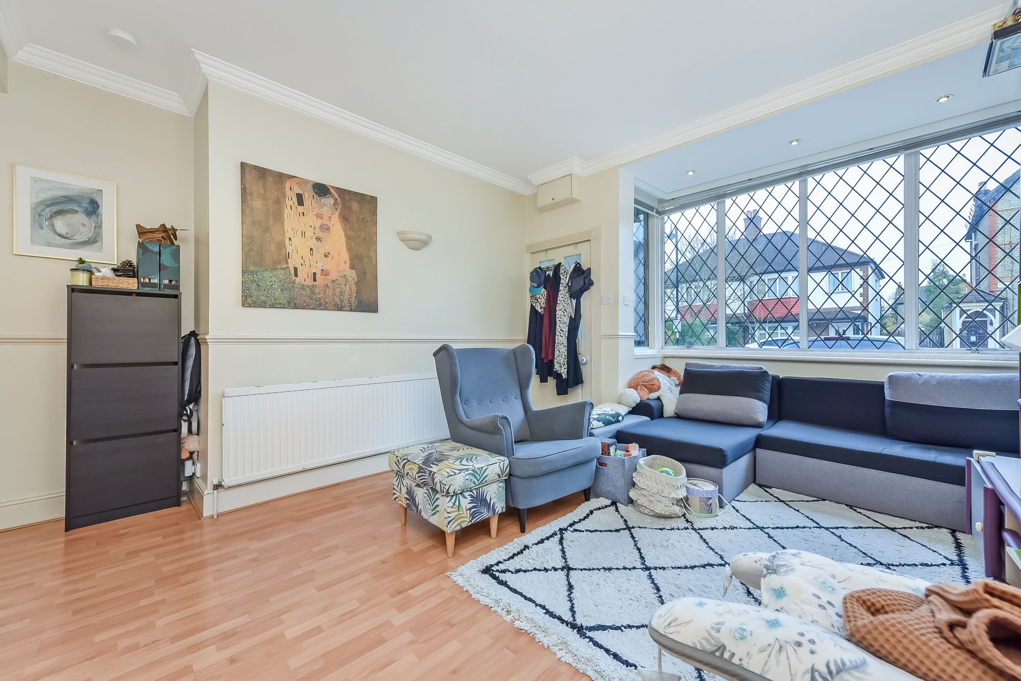 Secondary property image