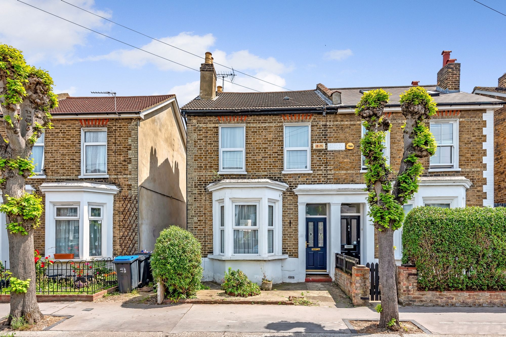 Property main image