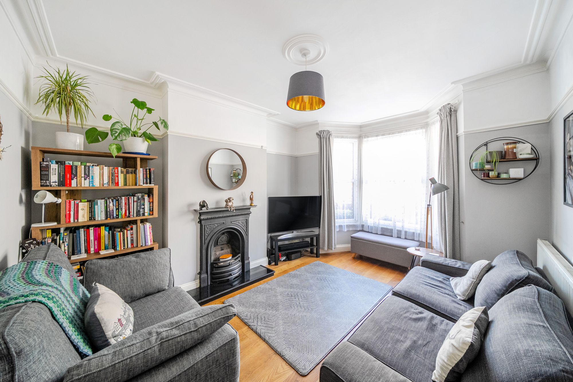 Secondary property image