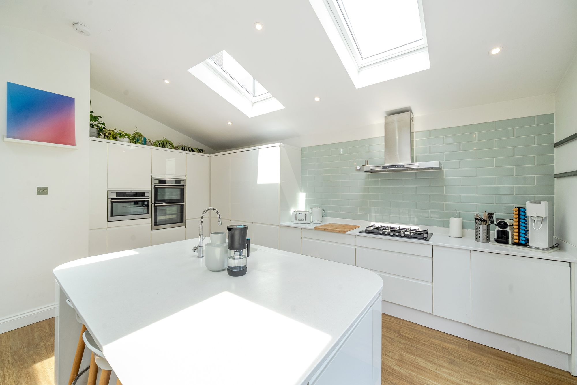 Secondary property image